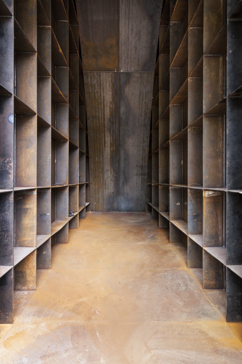 INSIDE OF THE CHAPEL