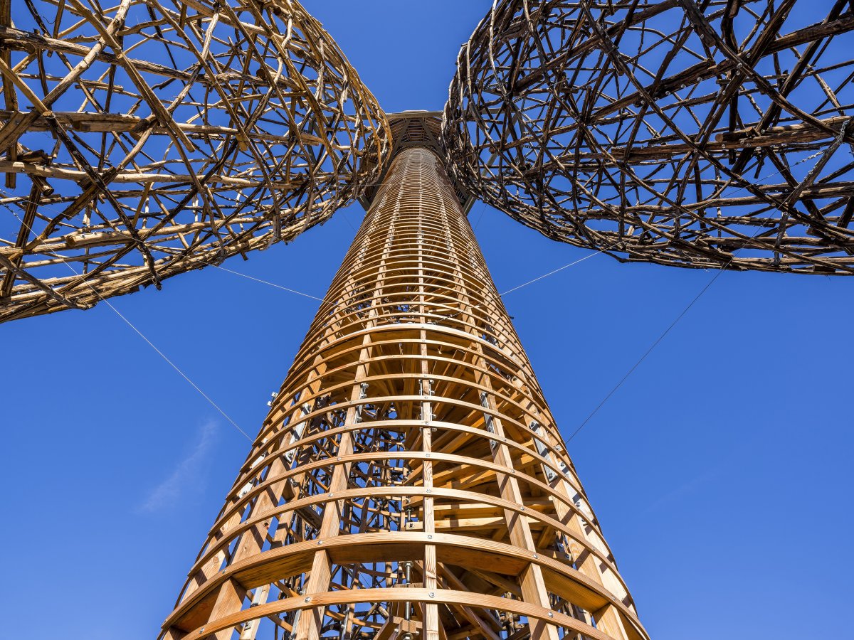 Doubravka Lookout tower