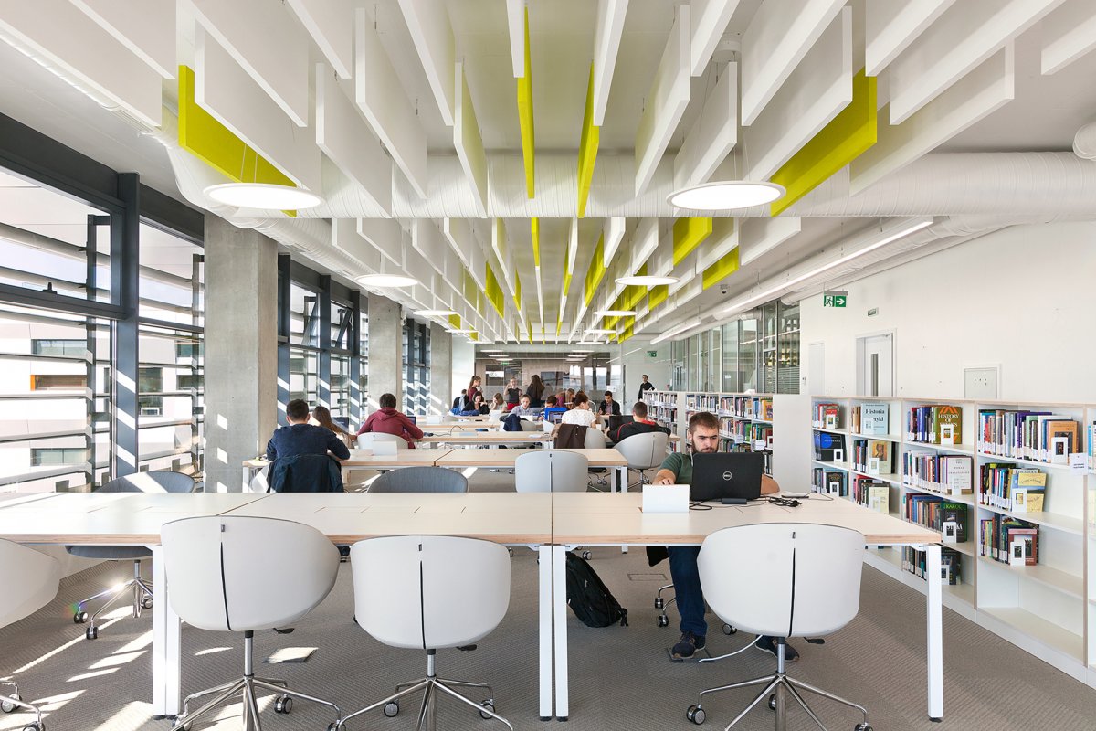 Reading room / Bookstacks