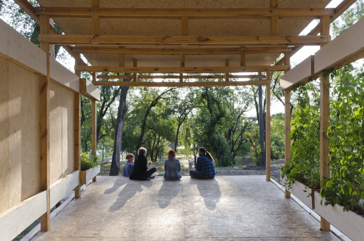 The lounge overlooks the Dnieper