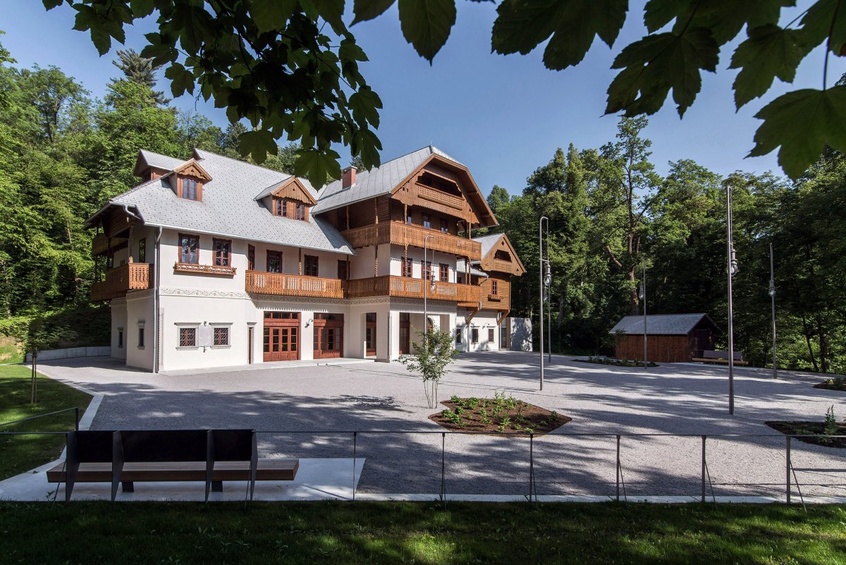 Renovation of Hotel Švicarija